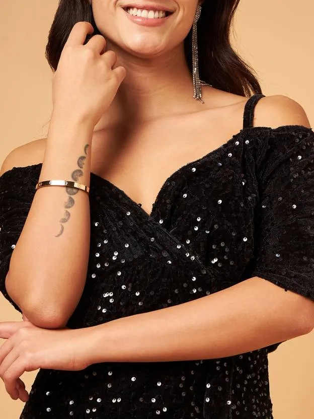 Black Velvet Sweetheart Neck Bodycon Dress