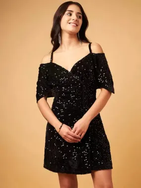 Black Velvet Sweetheart Neck Bodycon Dress