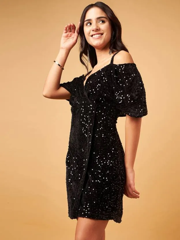 Black Velvet Sweetheart Neck Bodycon Dress